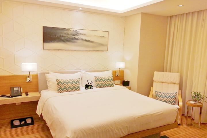 Room 2 of 45