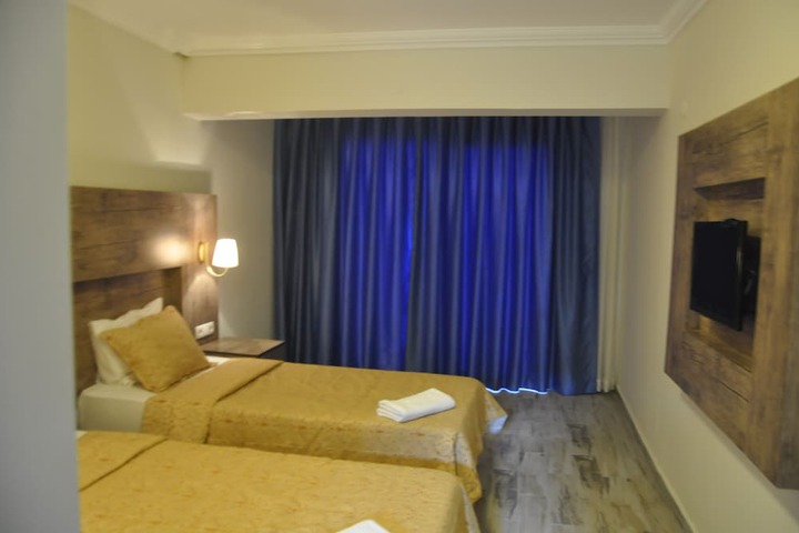 Room 10 of 55
