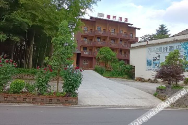 Hotel 4 of 53