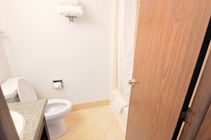 Executive 2 Double Beds (1 of 25)