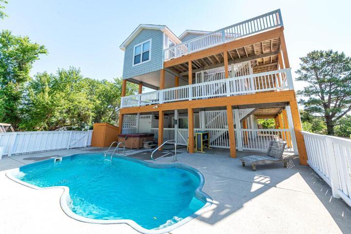 Casa Bella - Duck Bayberry Bluffs, Ocean View, 500 Yds to Beach, Pool, Hot Tub, Playset, Pets OK in Duck, NC