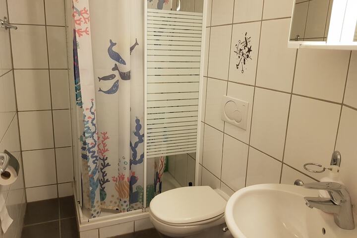 Room 28 of 41
