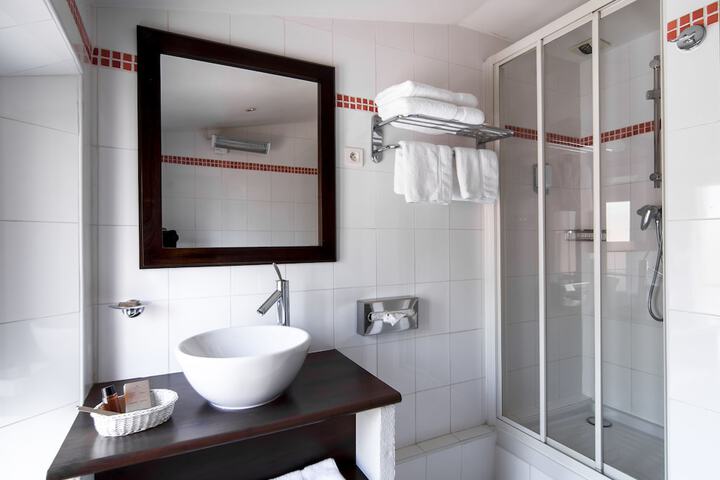 Bathroom Interior Photo