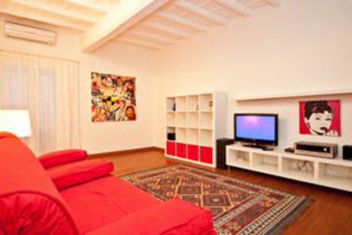 Room 10 of 10