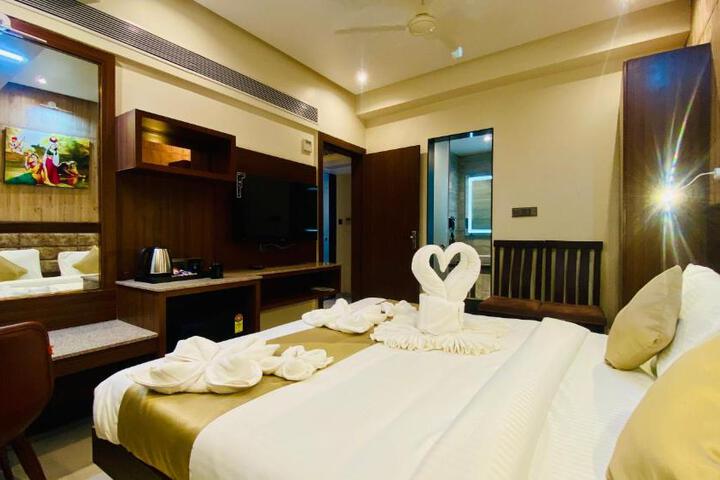 THE CLAN HOTEL - VIJAY NAGAR Indore