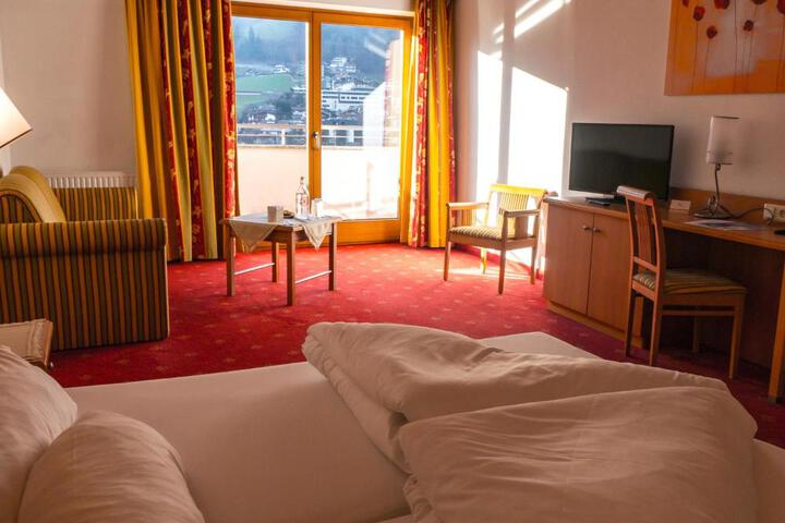 General 2 of 36