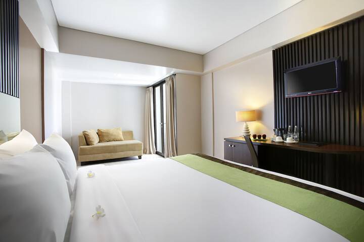 Room 4 of 48