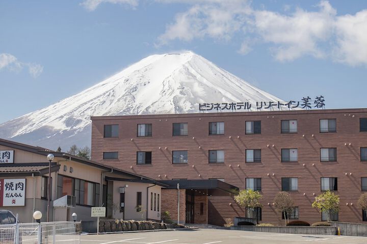Hotel Entry