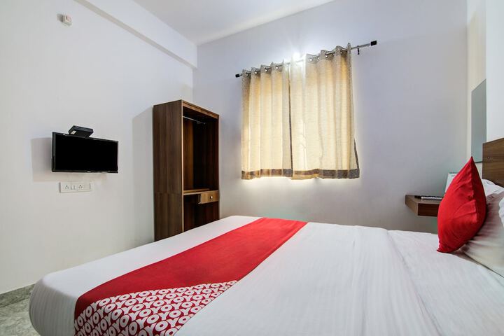 Room 16 of 25