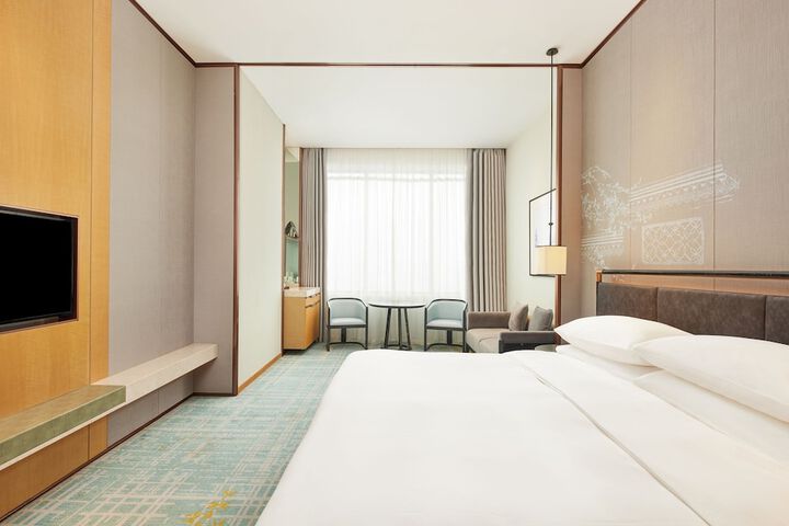 Room 9 of 46
