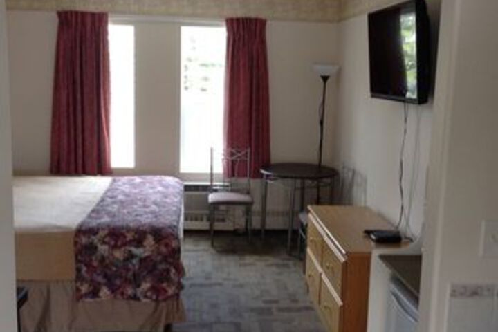 Room 19 of 53
