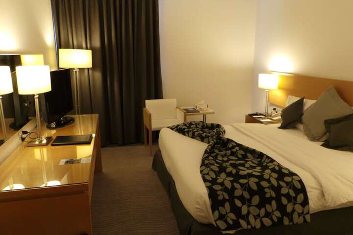 Room 2 of 47