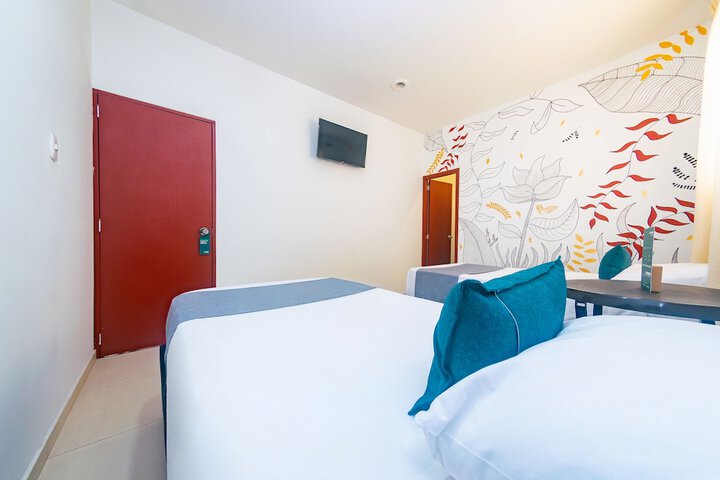 Room 5 of 20