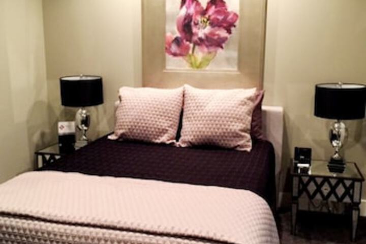 Room 10 of 285