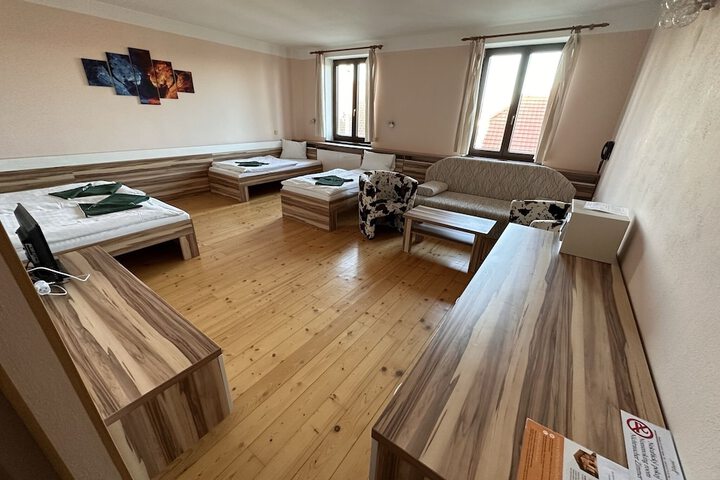 Room 46 of 99
