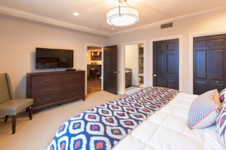 Room 10 of 15