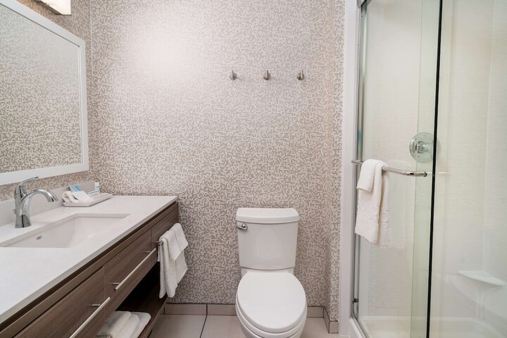 Bathroom shower