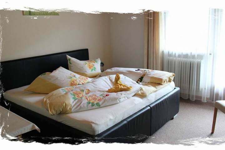Room 6 of 61
