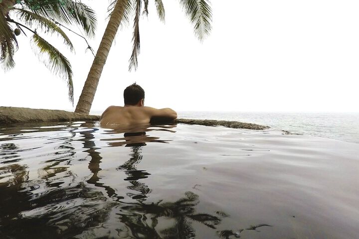Pool 43 of 131