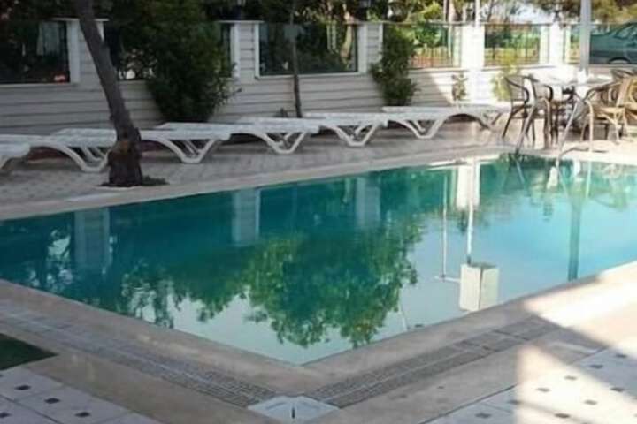 Pool 30 of 55