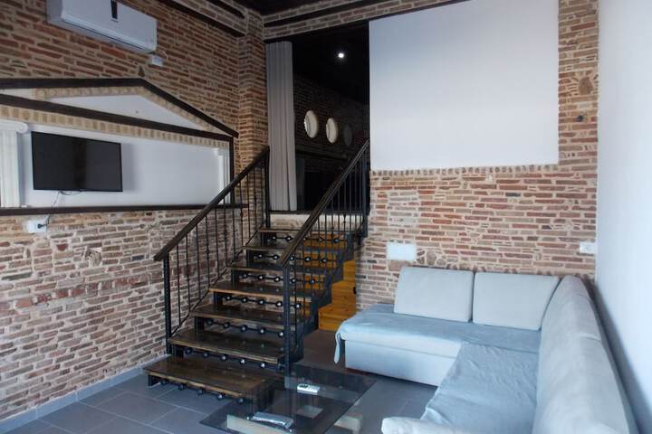 Room 3 of 55
