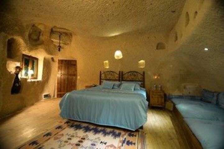 Room 18 of 40
