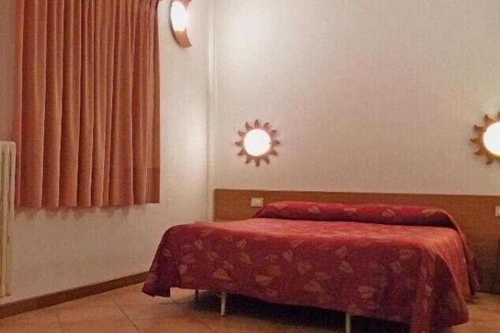 Room 11 of 55