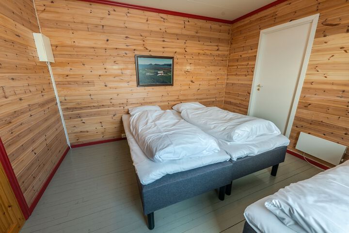 Room 8 of 70
