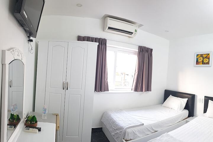 Room 15 of 58