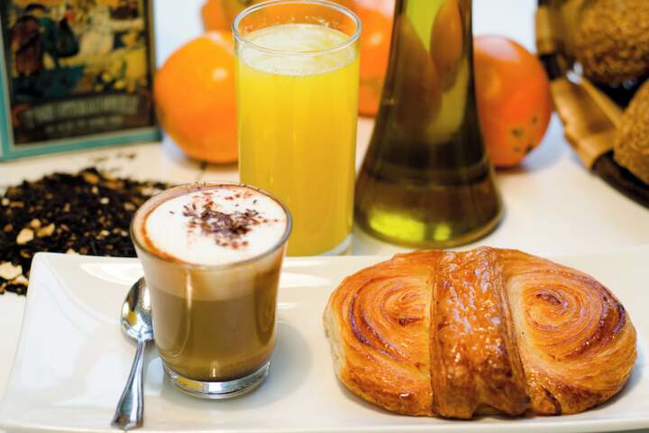 Breakfast/Coffee Service 108 of 133