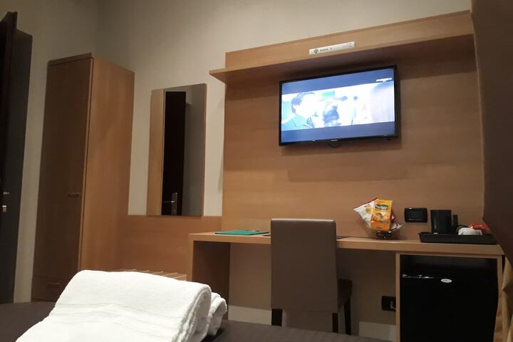 Room 12 of 56