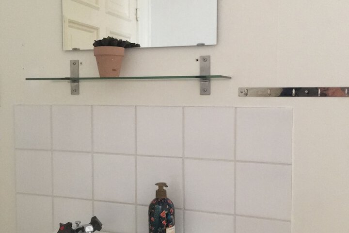 Room 9 of 36