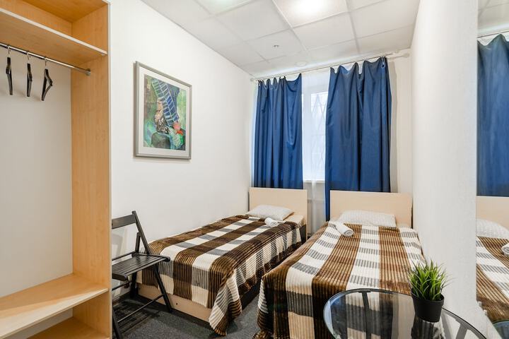 Room 15 of 19