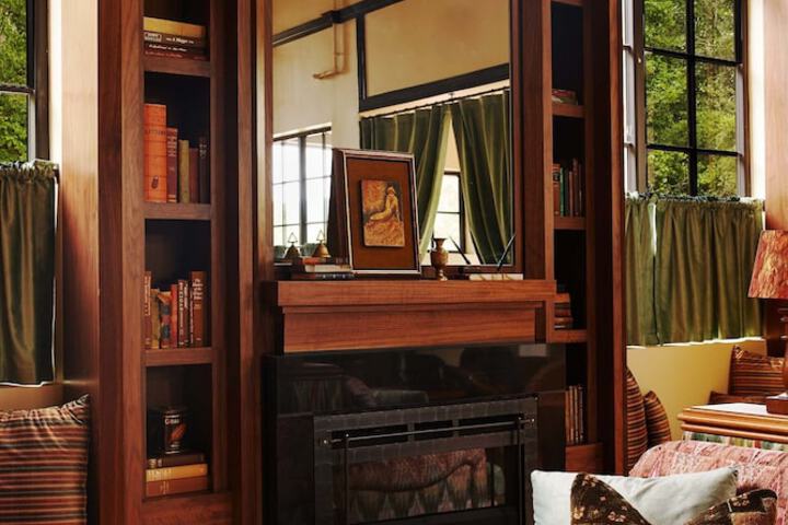 Hotel Interior 4 of 61