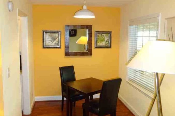 Room 12 of 141