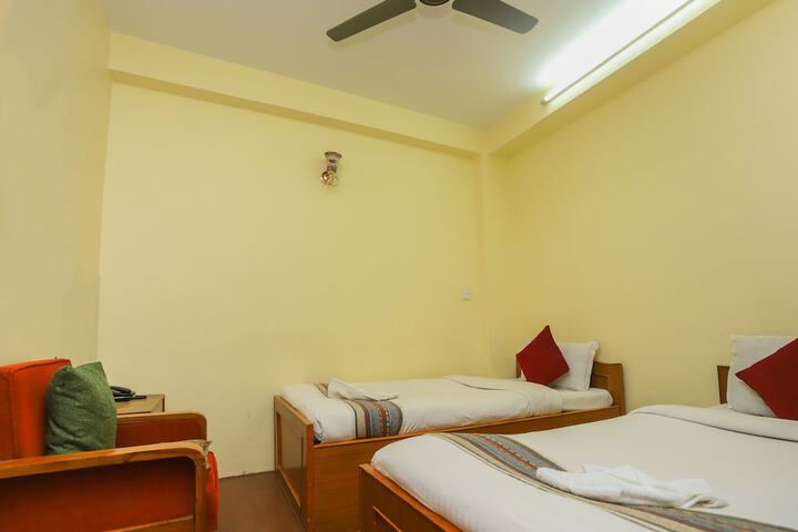 Room 16 of 40