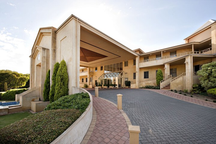 Hotel 39 of 44