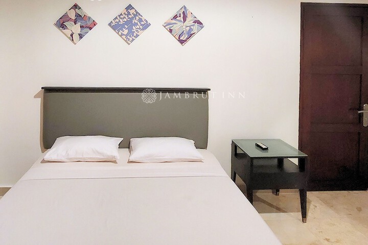 Room 17 of 42