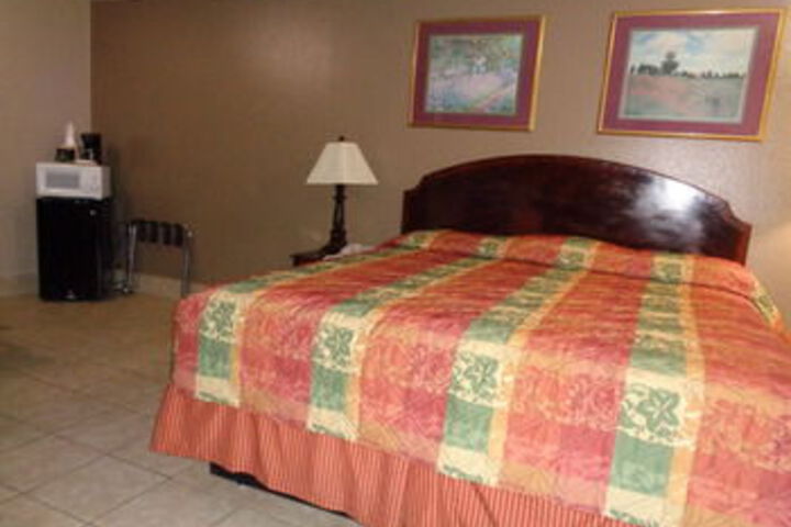 Room 14 of 20