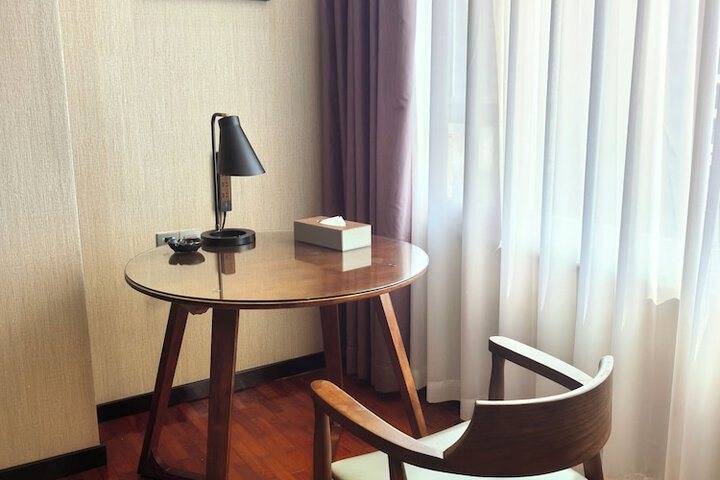 Room 37 of 113