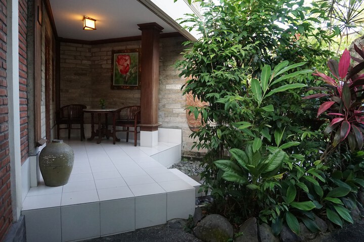 Hotel Exterior 159 of 160
