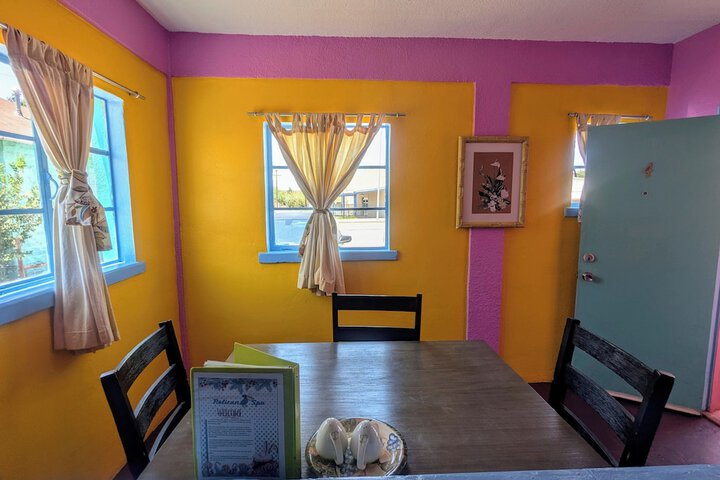 Room 192 of 276