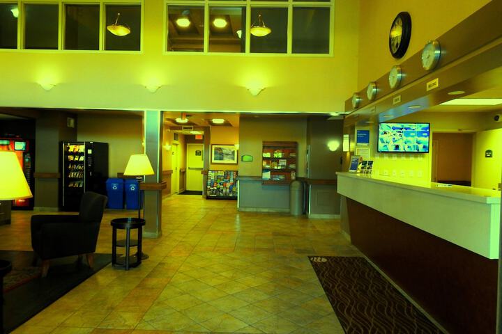 Hotel Interior 6 of 64