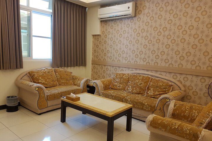 Room 37 of 81