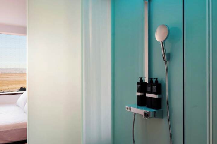 Clean Restrooms