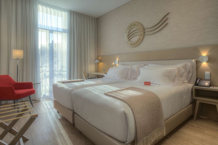 Room 21 of 64