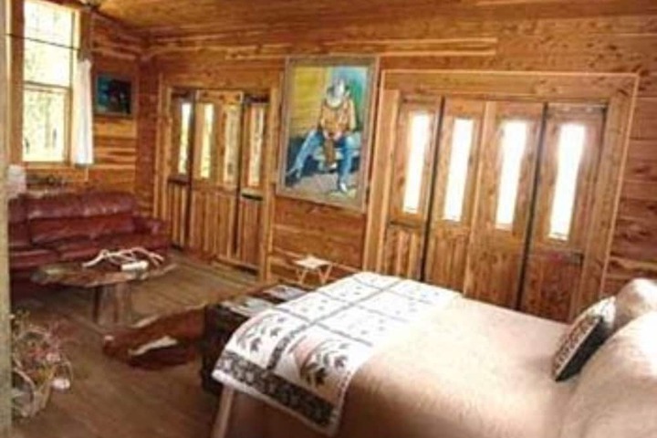 Room 6 of 61