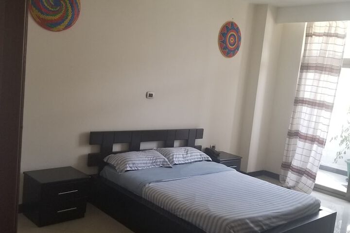 Room 8 of 23