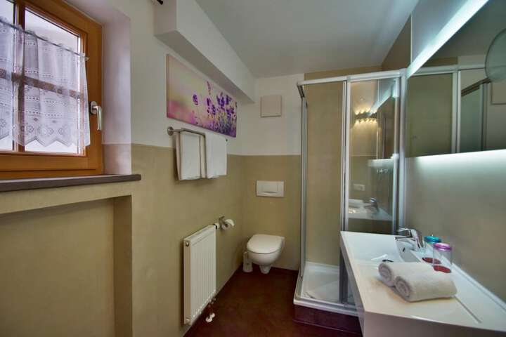 Room 45 of 72