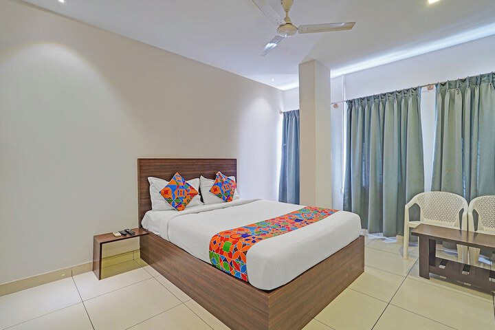 Room 18 of 26